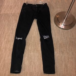 Ripped Free People Jeans (Black)🖤